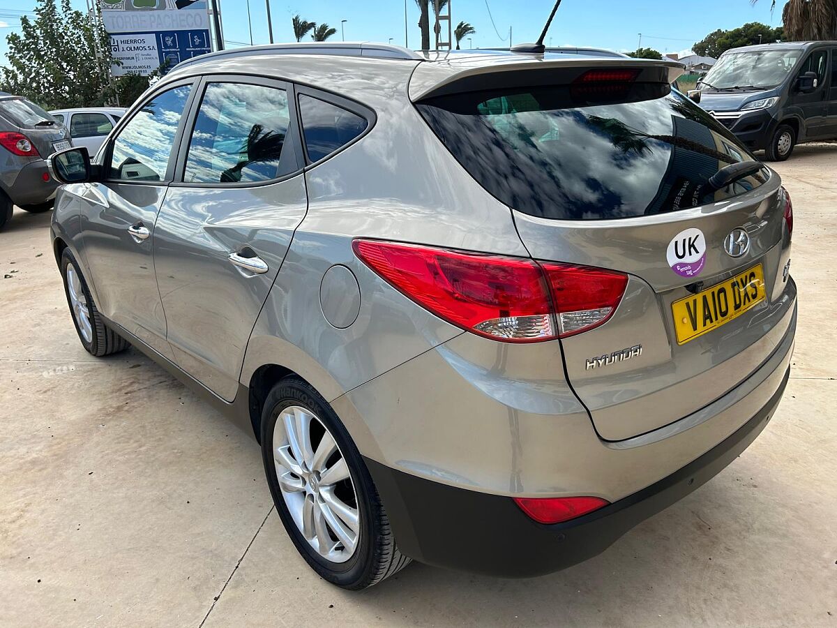 HYUNDAI IX35 PREMIUM 2.0 CRDI UK PLATED RHD IN SPAIN ONLY 85000 MILES SUPER 2010